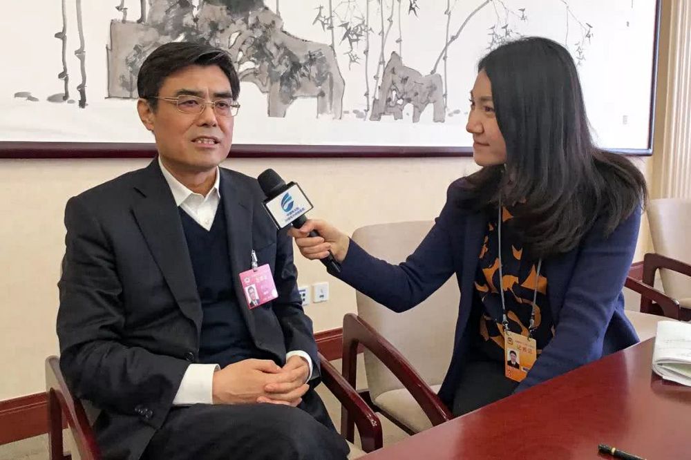 當(dāng)好能源轉(zhuǎn)型與清潔發(fā)展排頭兵——訪全國政協(xié)委員，中國華能集團有限公司董事長、黨組書記舒印彪