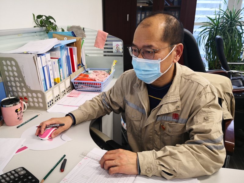 王兆猛的“日?！薄洿筇粕綎|清潔能源開發(fā)有限公司人力資源部負(fù)責(zé)人王兆猛