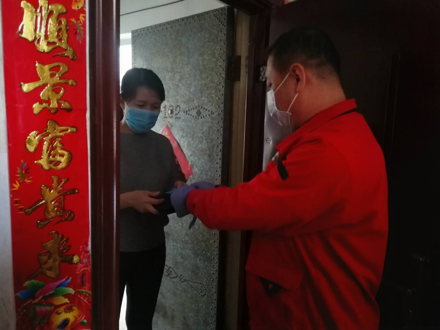 疫情防控，黨員在行動