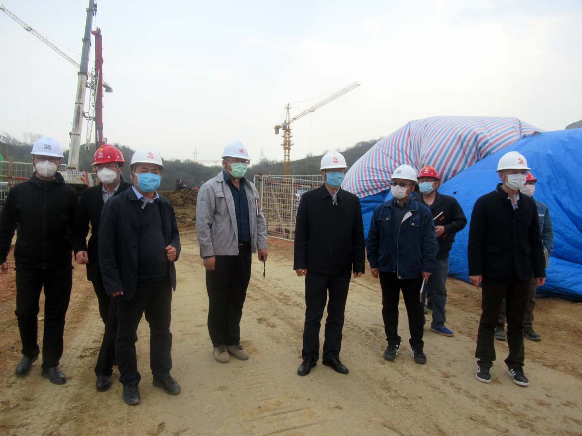 皖能環(huán)?？偨?jīng)理張為義到安徽電建一公司合肥龍泉山項(xiàng)目調(diào)研疫情防控和復(fù)工復(fù)產(chǎn)工作