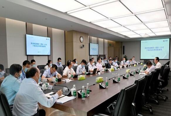 中國電建集團公司黨委副書記、總經(jīng)理丁焰章到電建國際公司調(diào)研