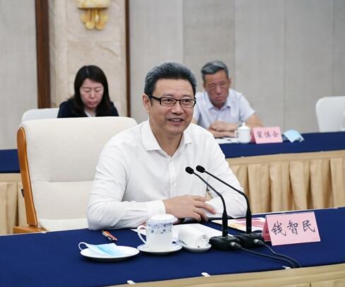 國家電投黨組書記、董事長錢智民拜會重慶市委副書記、市長唐良智