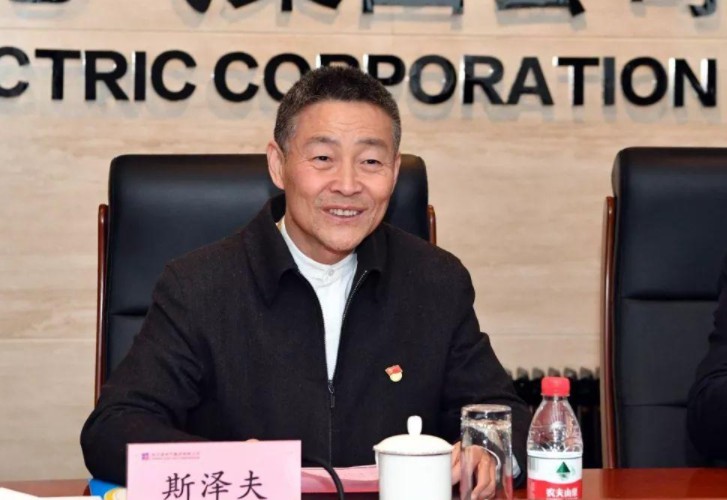 發(fā)展新能源要與電力安全統(tǒng)籌兼顧——訪全國政協(xié)常委，哈爾濱電氣集團有限公司黨委書記、董事長斯?jié)煞? /></a></div>
				<div   id=