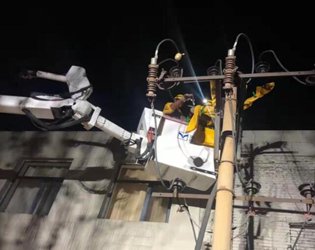 烏海電業(yè)局配電帶電作業(yè)處：11、7、23