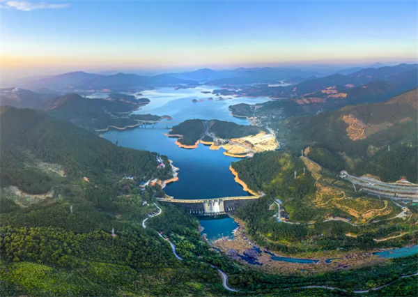 華電福建公司不負春光趕秋實，“雙碳”路上奮楫行