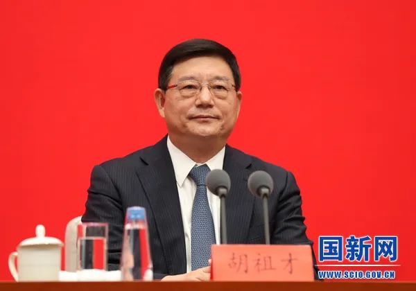 國家發(fā)改委：規(guī)劃建設(shè)450GW大型風(fēng)電光伏基地，85GW項目已開工建設(shè)