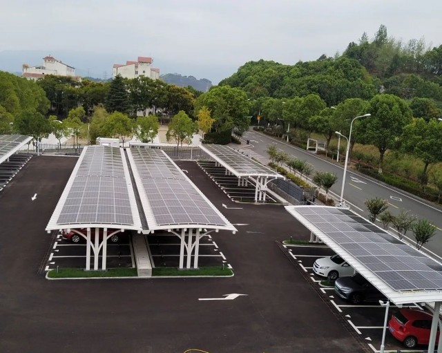 光儲充一體化停車場，實現(xiàn)零碳出行新風尚
