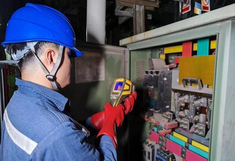 深圳供電局消除67條線路、237臺(tái)配變重滿載風(fēng)險(xiǎn)