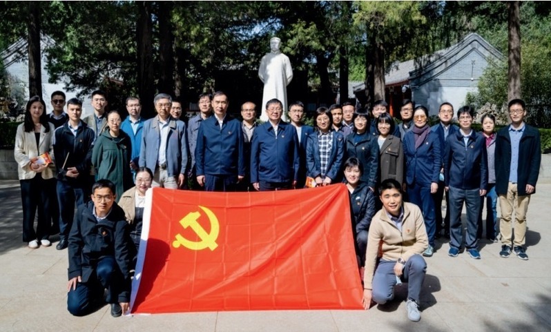 《旗幟》刊發(fā)國(guó)家能源局黨組書(shū)記、局長(zhǎng)章建華署名文章