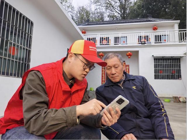 村網(wǎng)共建，讓村里老人生活更方便!