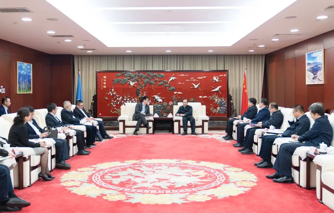 華電黨組書記、董事長江毅會見上海電氣集團黨委書記、董事長吳磊