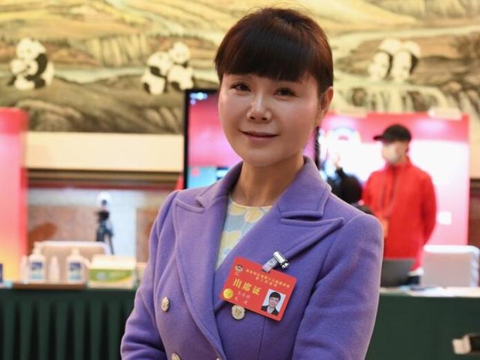四川省政協(xié)委員李佳蔚：四川要優(yōu)化碳產(chǎn)品、參與碳交易，不斷完善碳設(shè)施