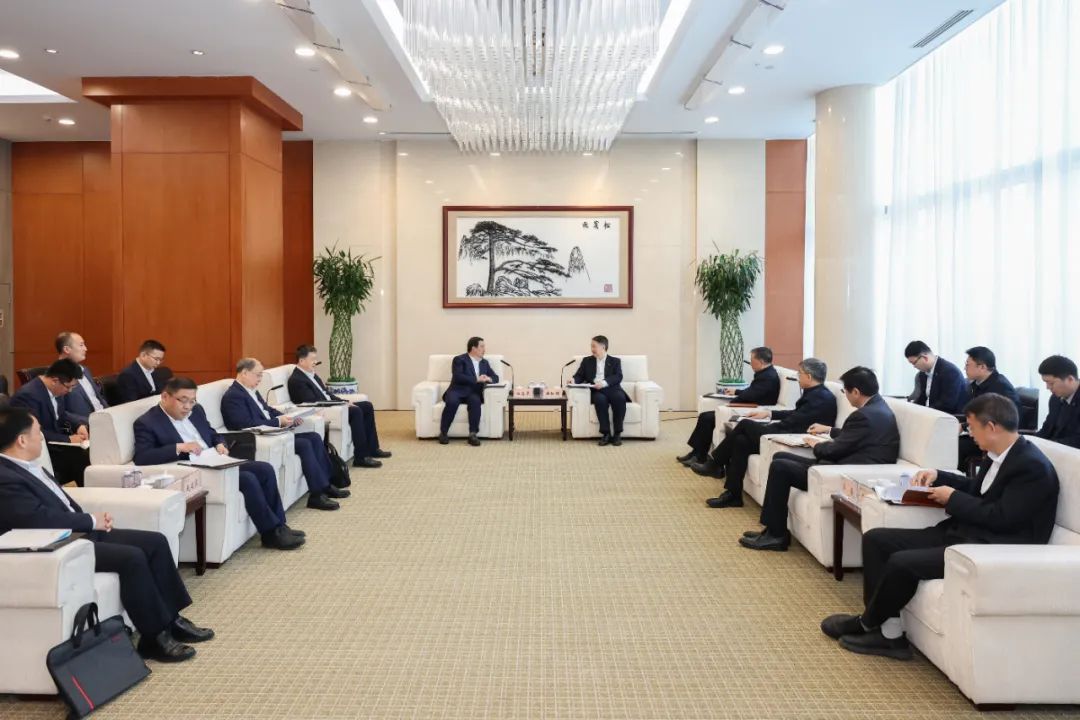 華能集團董事長溫樞剛會見中國電氣裝備董事長白忠泉、總經(jīng)理周群