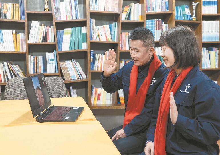 紅船精神代代傳 優(yōu)化服務促發(fā)展——記“國網(wǎng)楷?！眹译娋W(wǎng)浙江電力(嘉興)紅船共產(chǎn)黨員服務隊