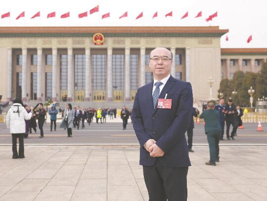【兩會(huì)好聲音】全國人大代表，國網(wǎng)山東公司董事長、黨委書記 王志偉：推動(dòng)新能源高質(zhì)量發(fā)展 助力美麗中國建設(shè)