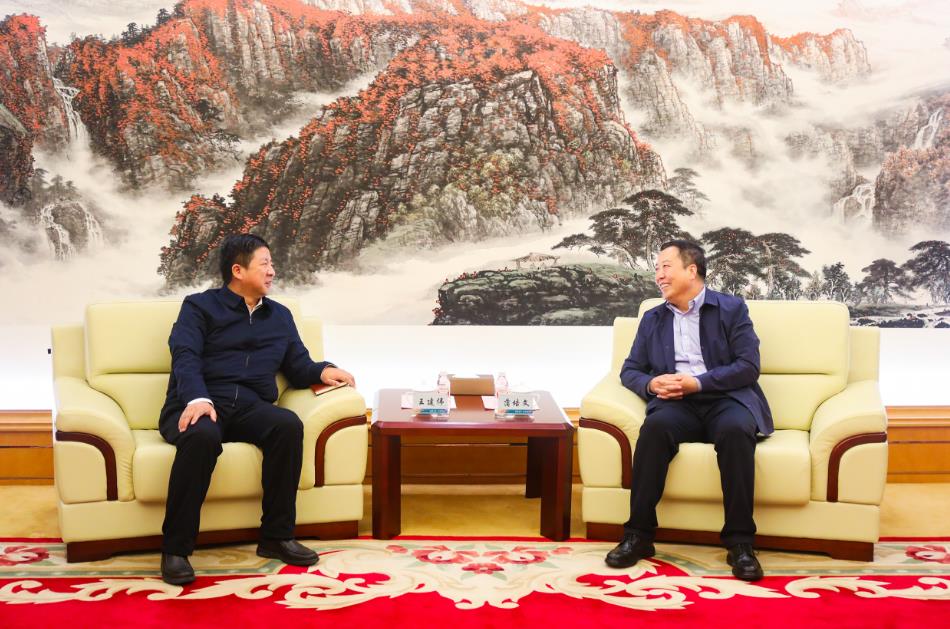 大唐甘肅公司黨委書記、董事長王建偉與甘肅電投集團黨委書記、董事長蒲培文會談
