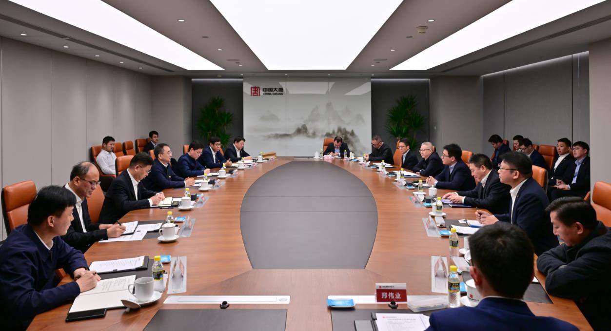 大唐集團(tuán)黨組書記、董事長(zhǎng)鄒磊與上海電氣黨委書記、董事長(zhǎng)吳磊會(huì)談