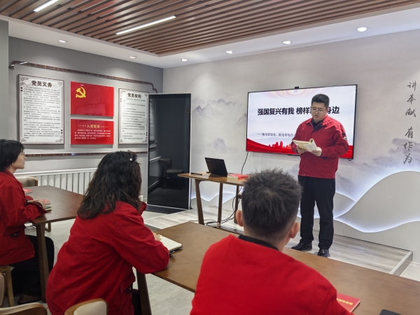 內(nèi)蒙古電力集團(tuán)烏海供電公司聯(lián)合支部： 學(xué)習(xí)北疆楷模，榜樣就在身邊